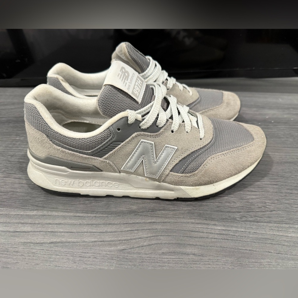 New Balance 997H Men's Gray Sneakers
